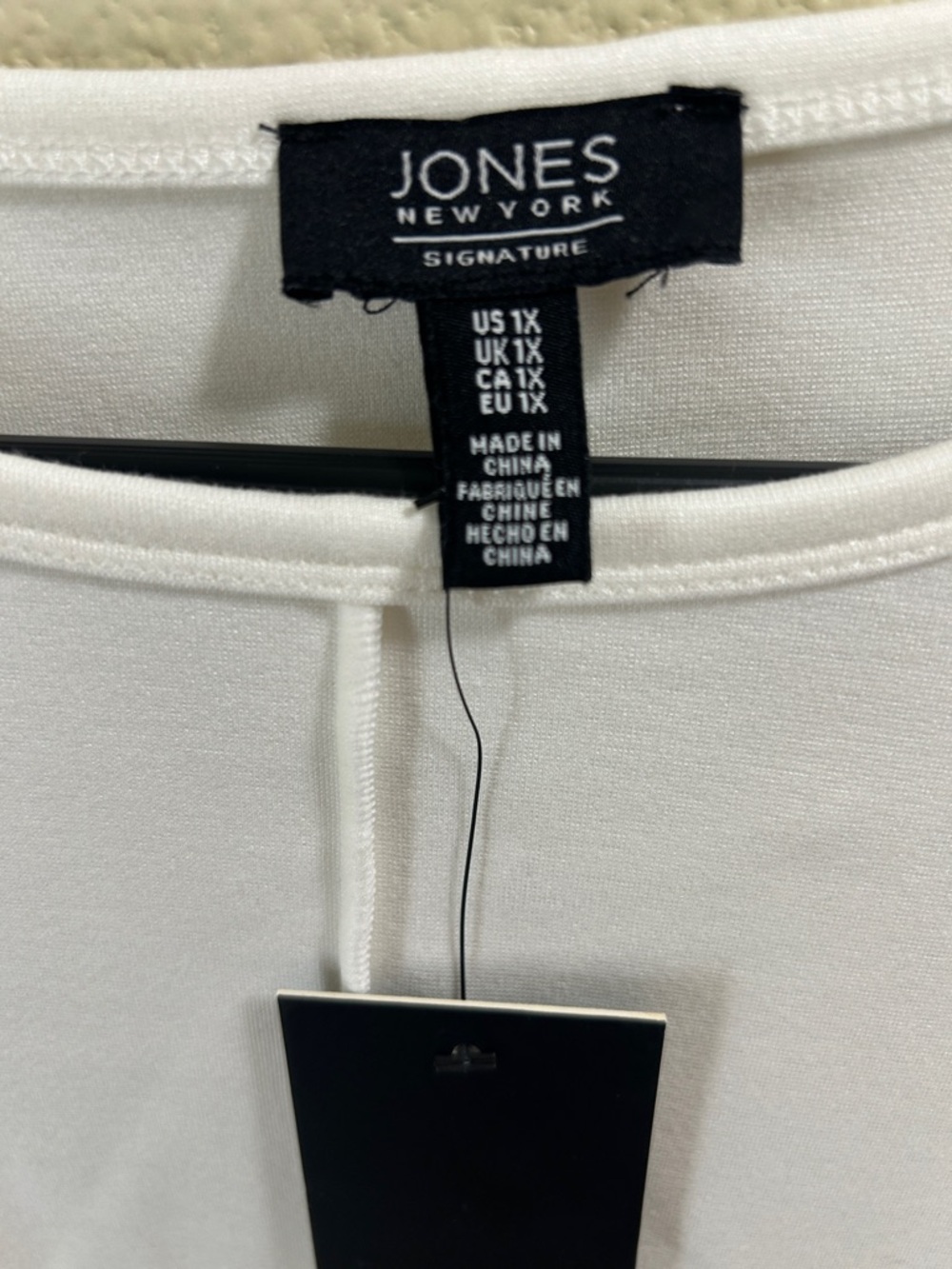 Jones New York Cream Relaxed Crewneck Tunic - Picture 2 of 4